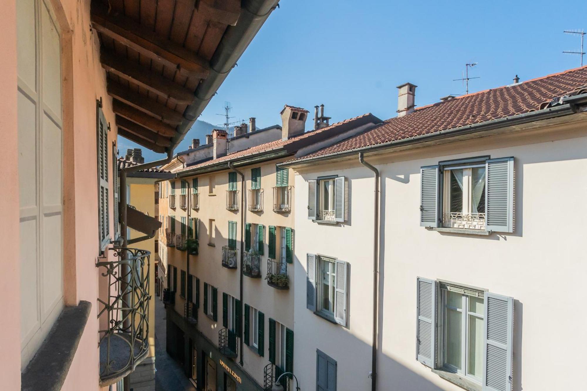 Domus In By Rent